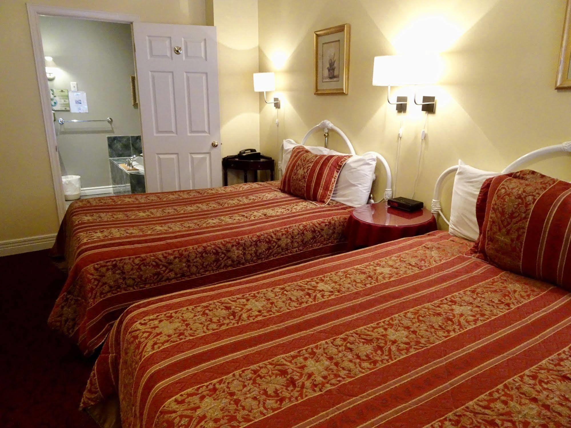 Auberge Le Jardin D'Antoine مونتريال المظهر الخارجي الصورة