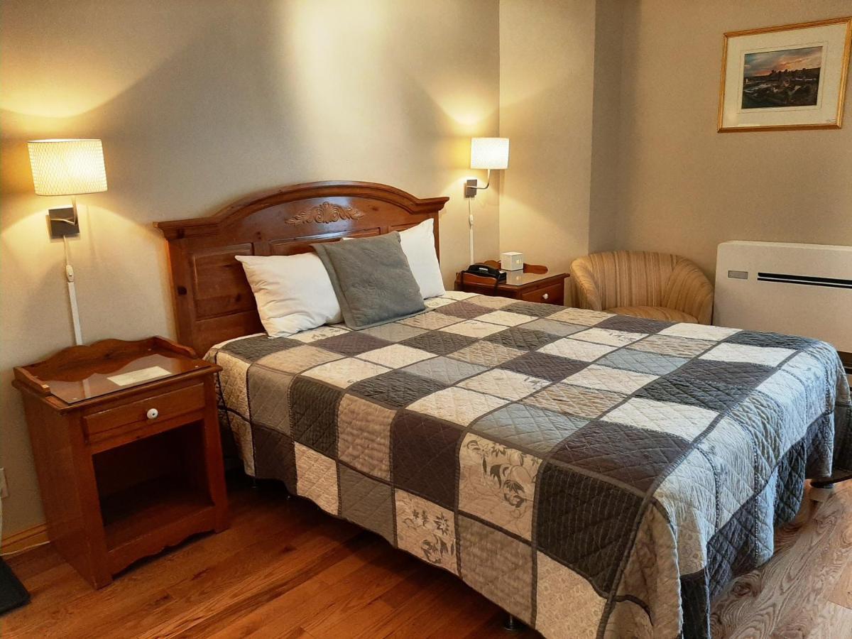Auberge Le Jardin D'Antoine مونتريال المظهر الخارجي الصورة